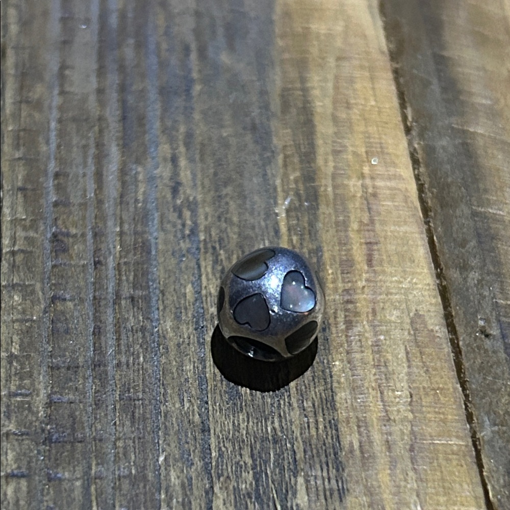 Authentic Pandora love me black mother of pearl hearts charm retired & rare